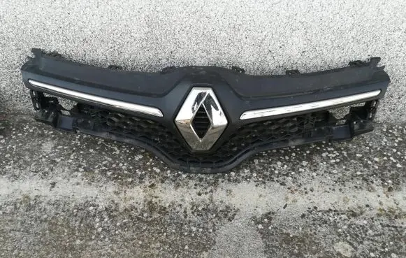 Renault Twingo III Front bumper upper radiator grill 622566433R