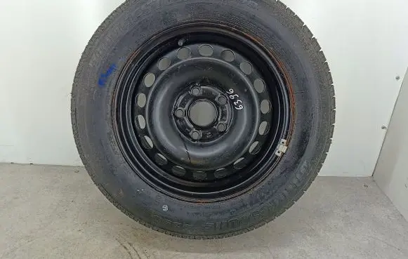 Volkswagen Golf V R15 spare wheel 