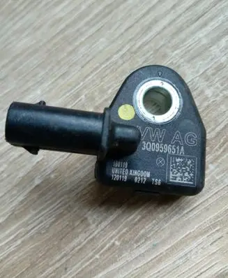Skoda Octavia Mk3 (5E) Airbag deployment crash/impact sensor 3Q0959651A NE58974
