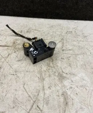 BMW 5 E60 E61 Airbag deployment crash/impact sensor 6977398