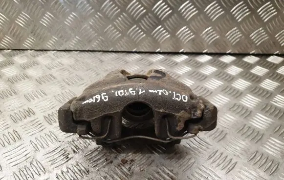 Skoda Octavia Mk1 (1U) Front brake caliper