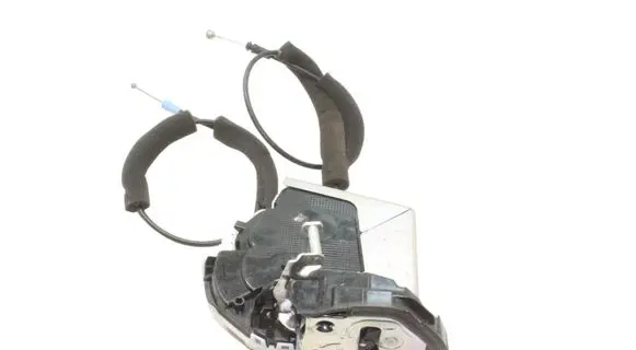 Subaru Outback (BS) Rear door lock