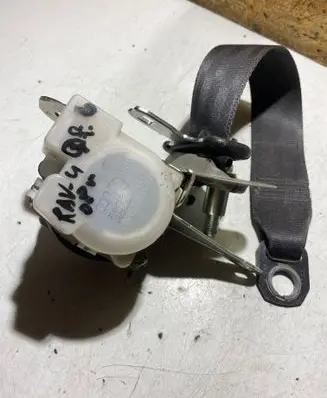 Toyota RAV 4 (XA30) Rear seatbelt H073811