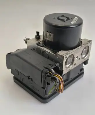 Ford Fiesta ABS Pump 10096101543 28561151053 10061936581