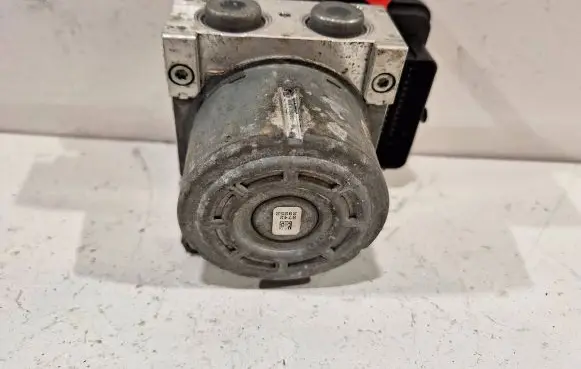Renault Trafic III (X82) ABS Pump 10.0915-1466.3
