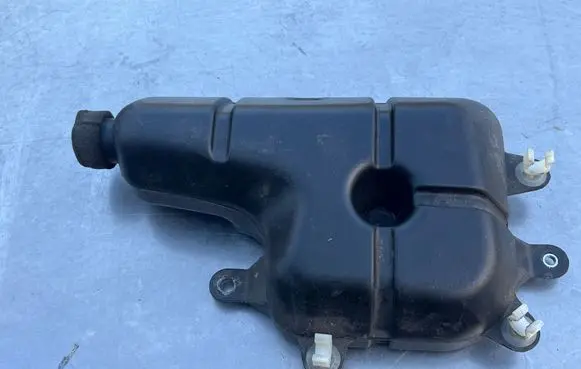 Intake resonator