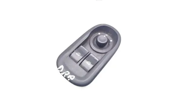 Nissan NV400 Electric window control switch 8200637849