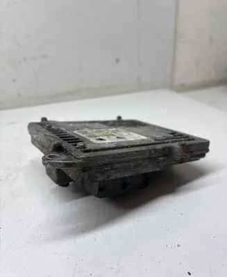Opel Signum Engine control unit/module 55558138 5WK91105