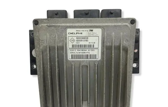 Renault Clio III Engine control unit/module ECU 8200399038KASACJA 8200399038