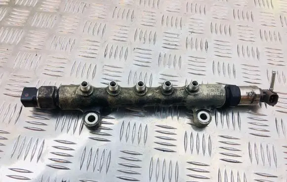 Toyota Auris 150 Fuel main line pipe 05J01203