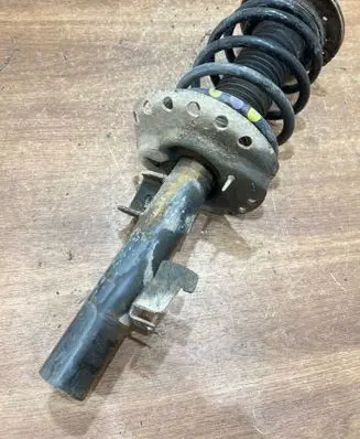Volvo V70 Front shock absorber with coil spring 6G9118045 31212509 153081251