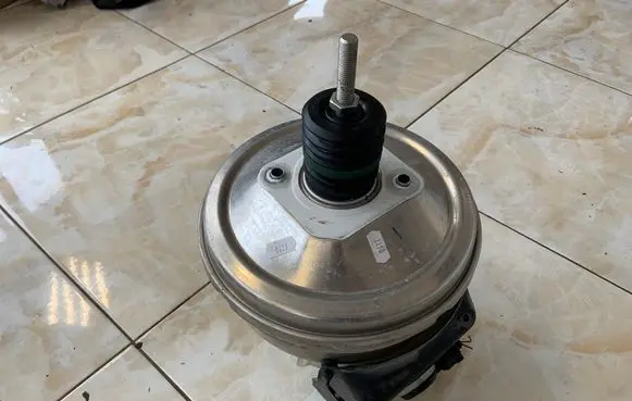 Audi A6 S6 C7 4G Brake booster 4G1612103G