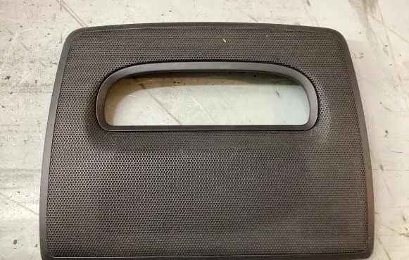Volvo XC90 Dash center speaker trim cover 30755216 03409831