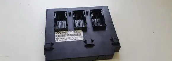 Skoda Superb B6 (3T) Central body control module