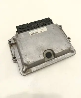 Peugeot 406 Engine control unit/module 9635591380 0261206142