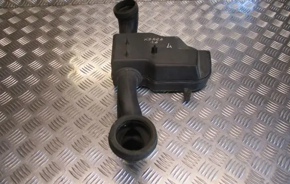 Citroen Xsara Intake resonator 