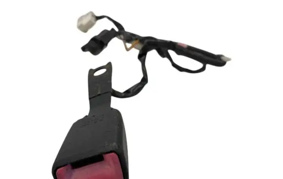 Lexus RX 330 - 350 - 400H Front seatbelt buckle e034501