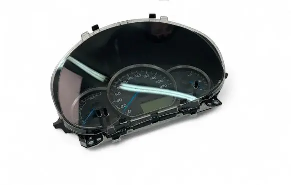 Toyota Yaris Speedometer (instrument cluster) 838000DT70