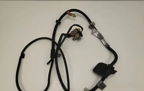 Mercedes-Benz E W212 Positive cable (battery) A2124409752