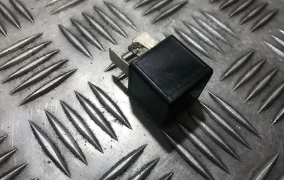 Ford Sierra Other relay 83bg14n089ca 83bg-14n089-ca