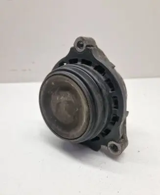 BMW 1 F20 F21 Engine mount bracket 6787657