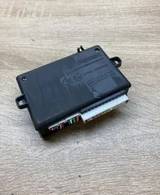 Volkswagen PASSAT B5.5 Alarm control unit/module 97RA0104506
