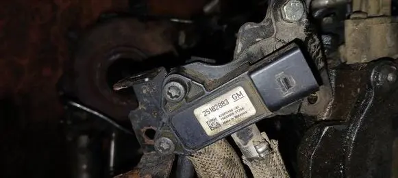 Opel Antara Exhaust gas pressure sensor 25182883