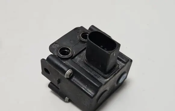 BMW X5 F15 Air suspension valve block 4722555620 WABCOPRI173