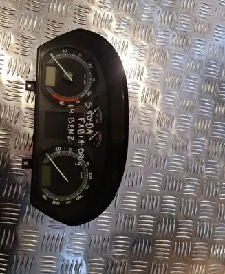 Skoda Fabia Mk1 (6Y) Speedometer (instrument cluster)