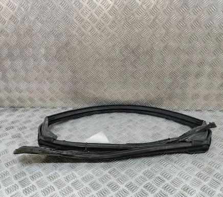 Mazda MX-5 ND Rubber seal front door (on door) N24358760H