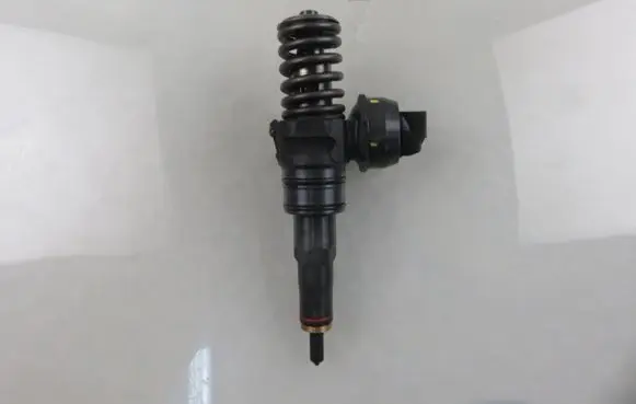 Audi A4 S4 B6 8E 8H Fuel injector 0414720209 038130073AN