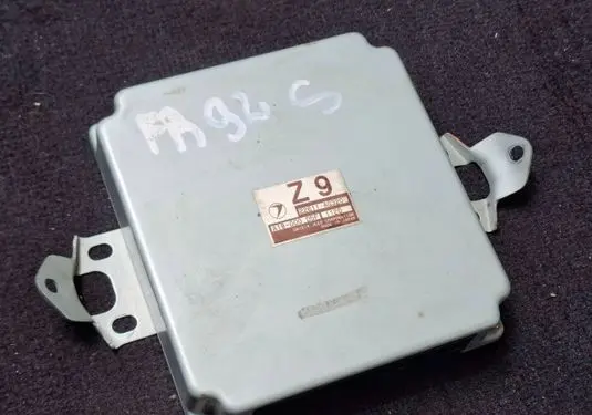 Subaru Forester SF Engine control unit/module 22611AG320 1120 A18000D5F