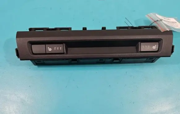 Mazda 3 III Seat control switch BHN2A IMPRK1383845
