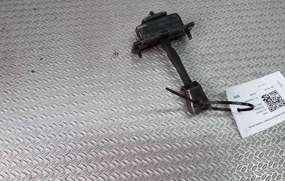 Saab 9-5 Rear door check strap stopper
