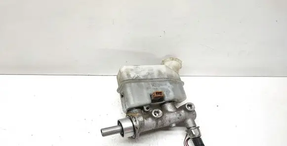 Hyundai Tucson JM Master brake cylinder BM111100B