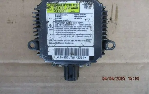 Honda CR-V Headlight ballast module Xenon LBHE03L