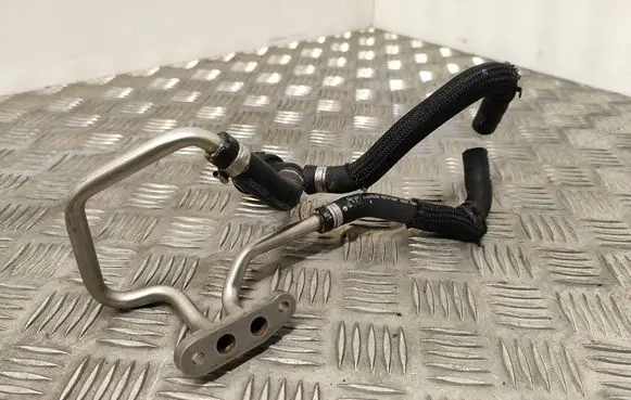 Peugeot 308 Coolant pipe/hose 