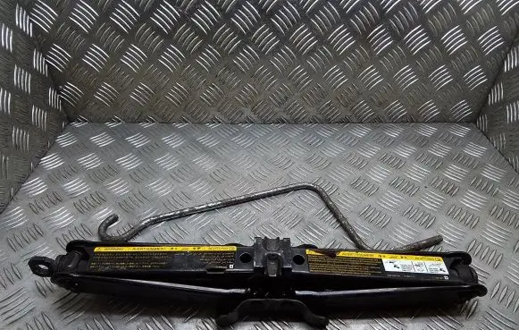 Opel Astra H Lift Jack 13500010 13255681 13255682