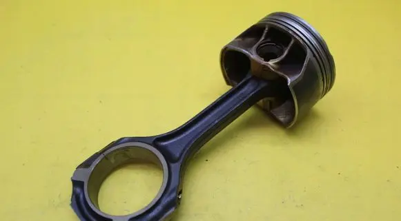Mercedes-Benz GLE (W166 - C292) Piston with connecting rod