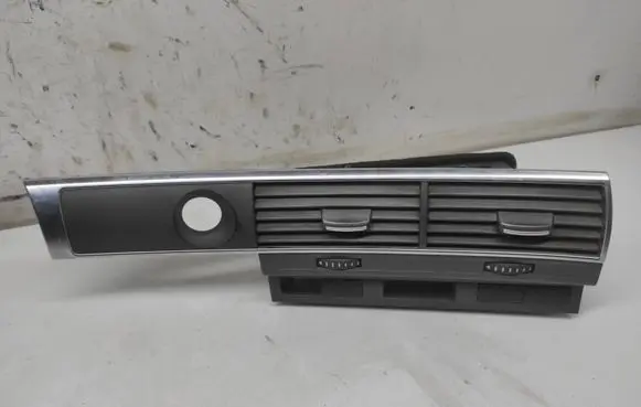 Audi A6 S6 C6 4F Dash center air vent grill 4F1820951D