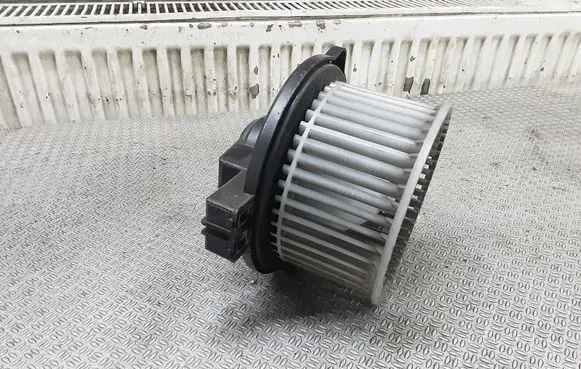 Mazda 2 Heater fan/blower 8727000690