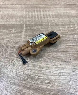 Opel Vectra C Airbag deployment crash/impact sensor 13102027