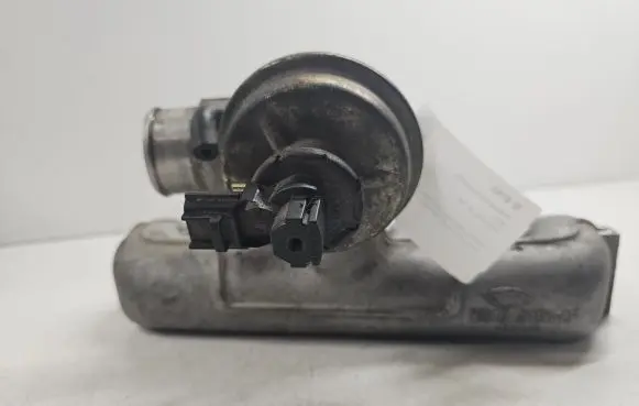 Ford Focus Intake manifold XS4Q9424AF