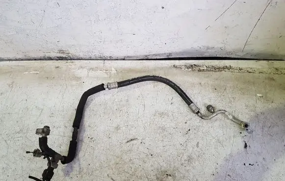 Subaru Outback Air conditioning (A/C) pipe/hose