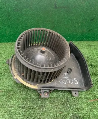 Peugeot Expert Heater fan/blower 1401366880