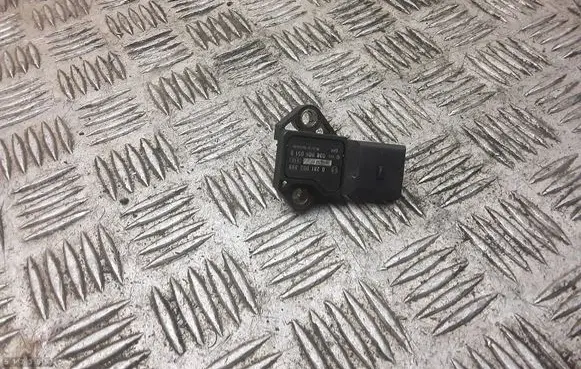 Skoda Fabia Mk1 (6Y) Intake air temperature sensor 6Q0145804A 038906051B