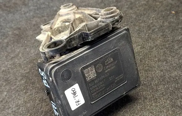 Volkswagen PASSAT B8 ABS Pump 3Q0907379AA 3Q0614517AA