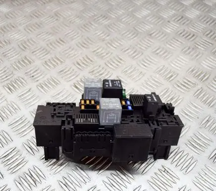 Mercedes-Benz GLC X253 C253 Fuse module A2229063202 50W211F04