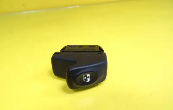 Renault Kangoo I Electric window control switch 090327N