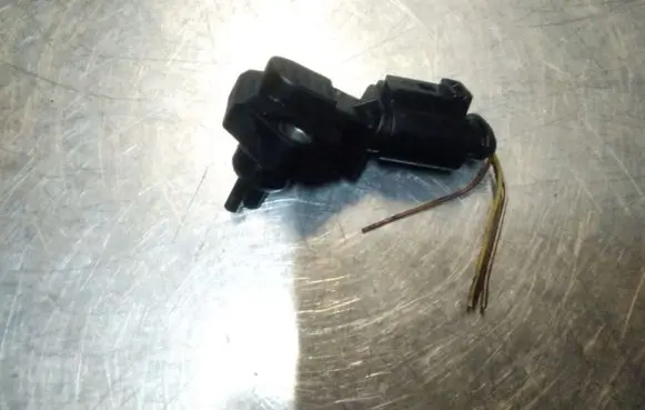 Audi A6 S6 C5 4B Air pressure sensor 0281002326 059906051